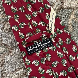 Salvatore Ferragamo Burgundy Silk Tie With Elephant Pattern Made In Italy
